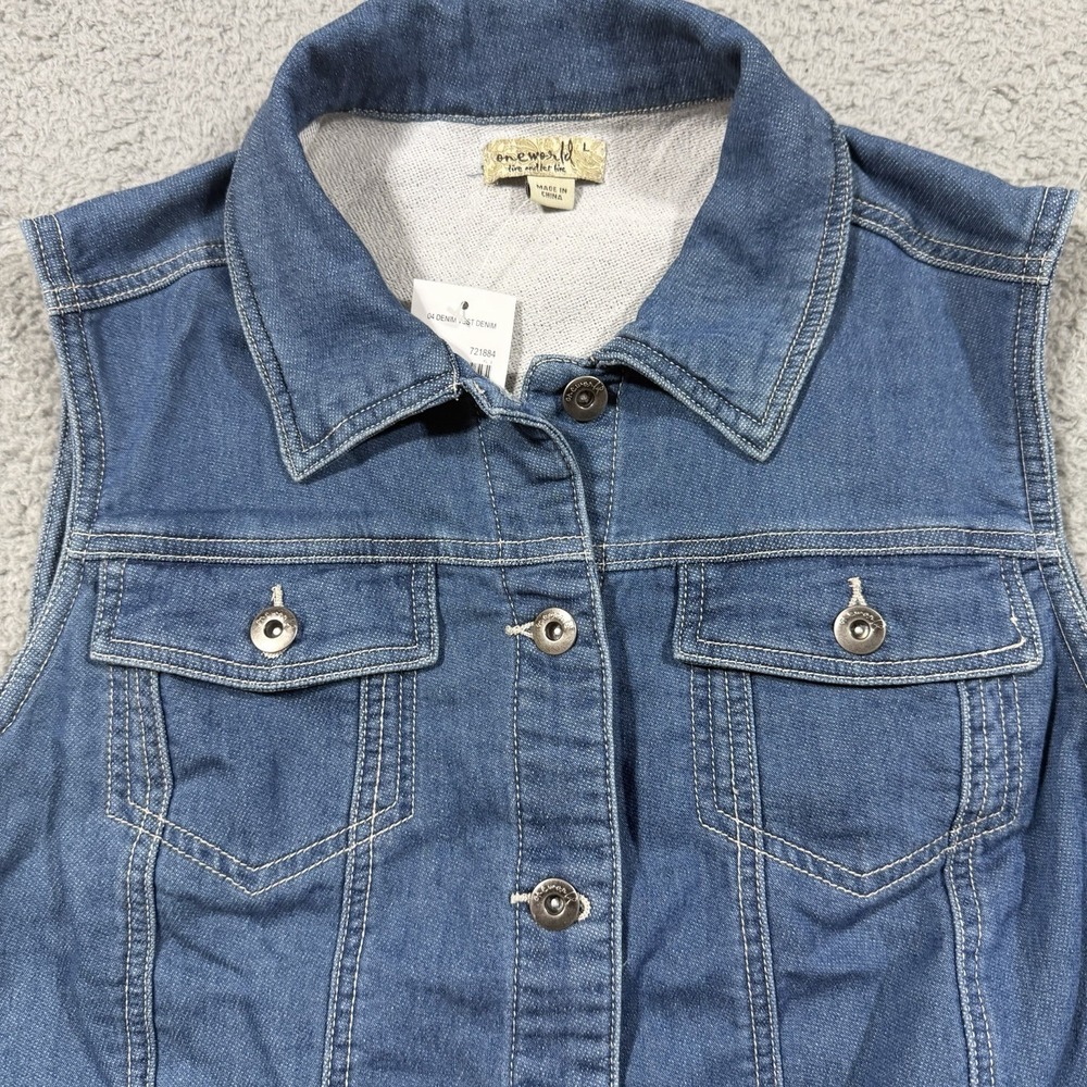 One World Women's Blue Sleeveless Button Front Vest Large Pockets Soft Denim - Picture 2 of 7